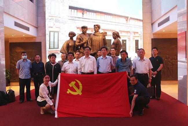 成都市双流区黄甲小学：丰收啦！快来瞧一瞧，qio一qio！